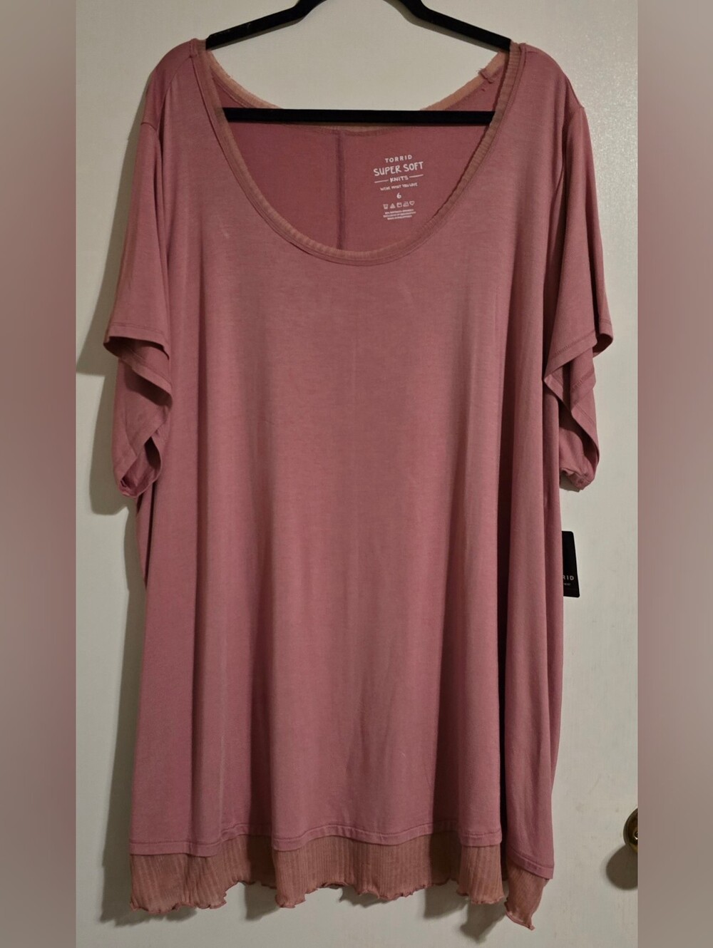 Torrid Super Soft Double Layer Tee Mauve Ruffle Sleeve Size 6 NWT